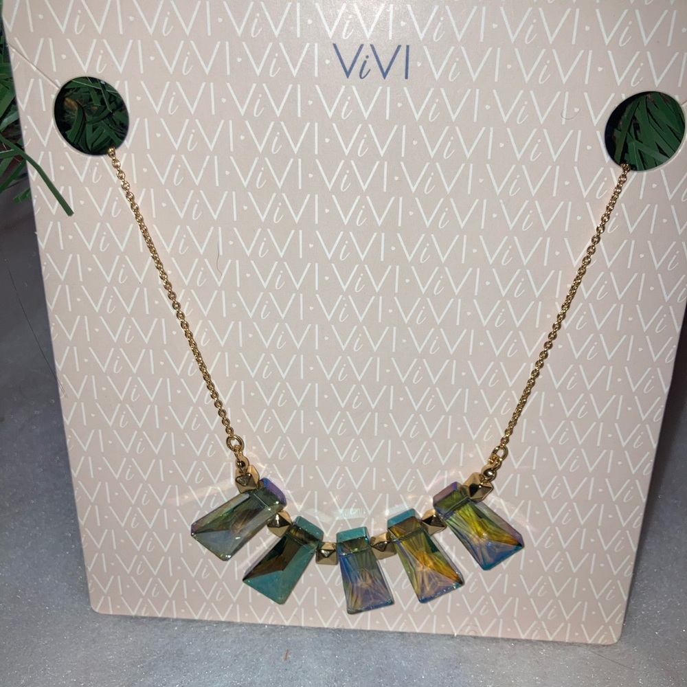 ViVi Fashion Necklace